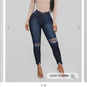 FASHION NOVA JEANS